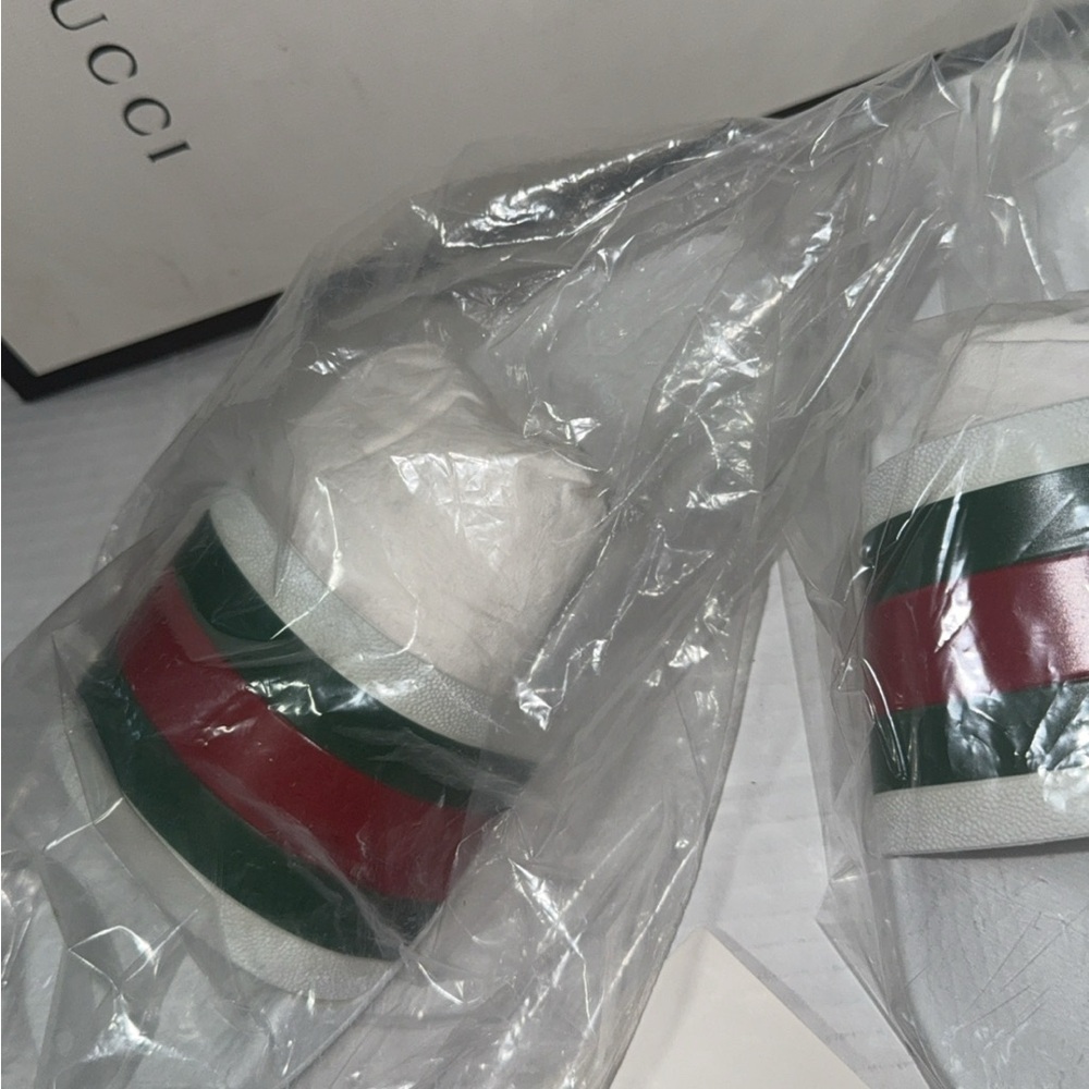 Gucci White Slides with Green and Red Web Stripe - Picture 2 of 2